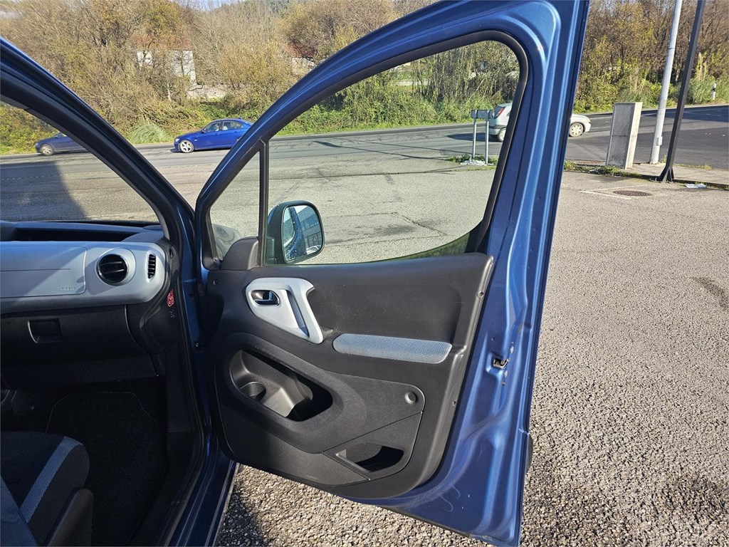 Foto 11 CITROEN BERLINGO