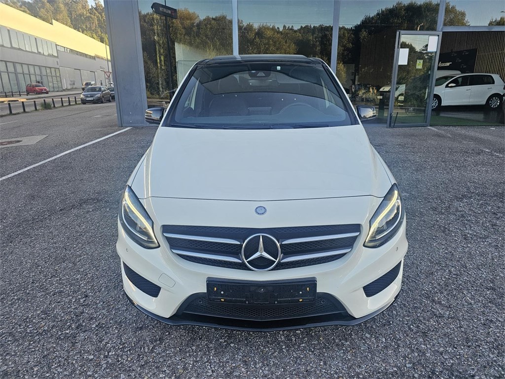 Foto 2 MERCEDES B200d AMG