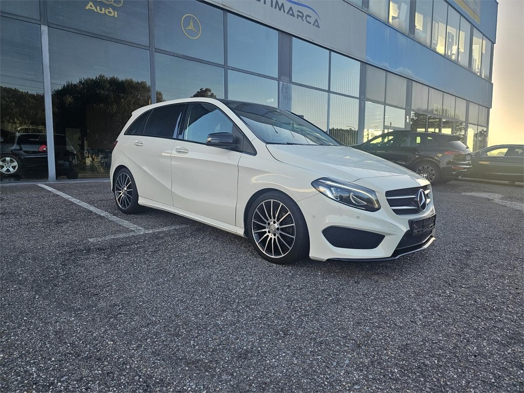 Foto 3 MERCEDES B200d AMG