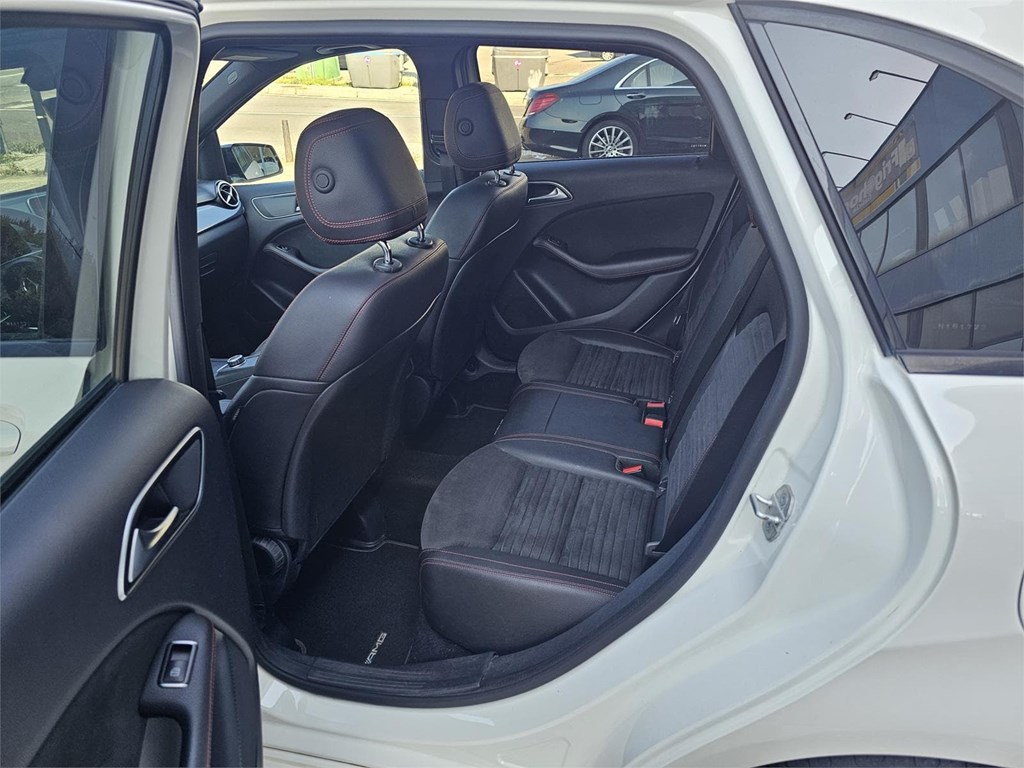 Foto 10 MERCEDES B200d