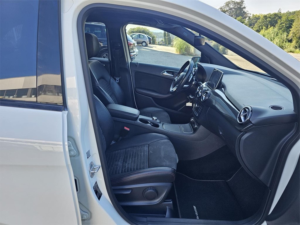Foto 15 MERCEDES B200d