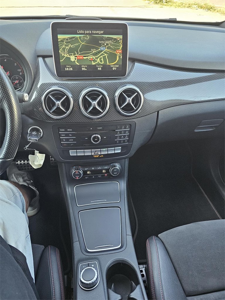 Foto 17 MERCEDES B200d