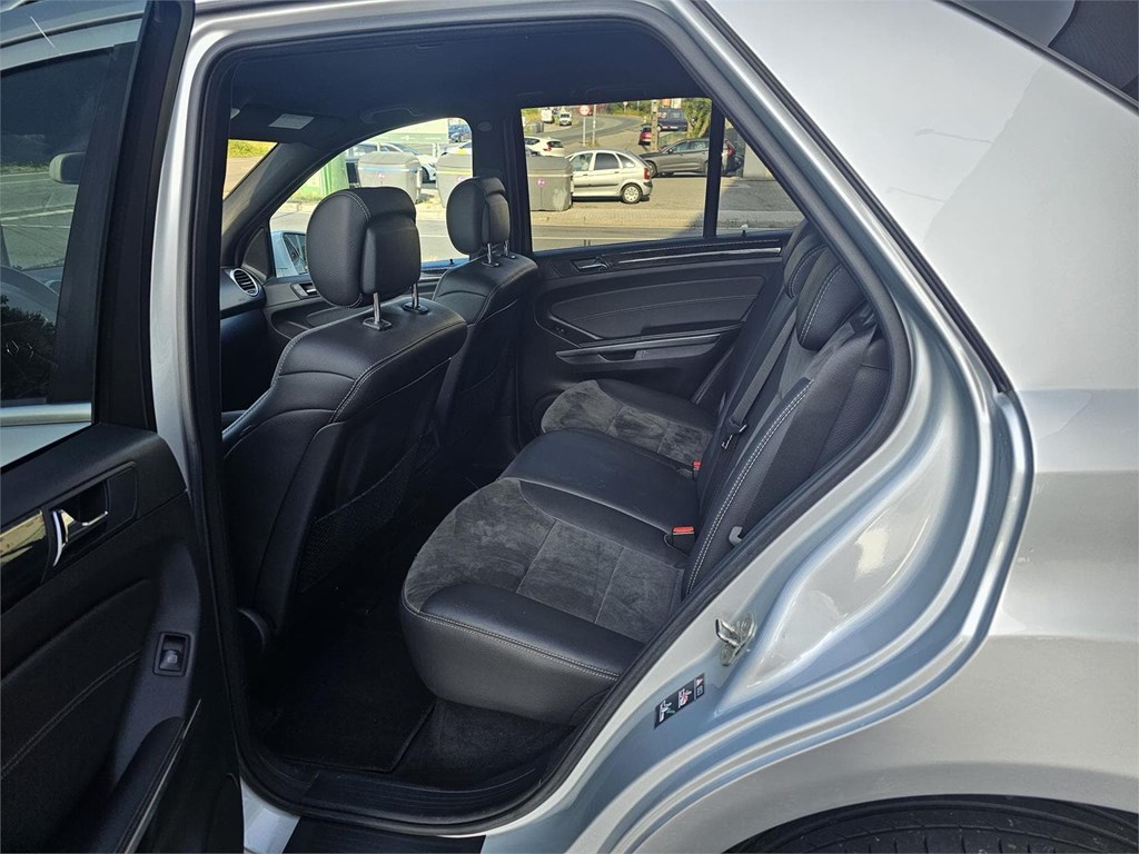 Foto 10 MERCEDES ML 280
