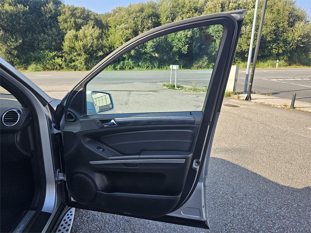 Foto 14 MERCEDES ML 280